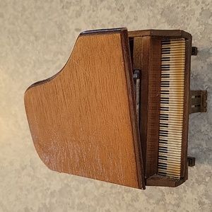 #4 Hello Dolly Miniature Grand Piano and Stool Music Box.